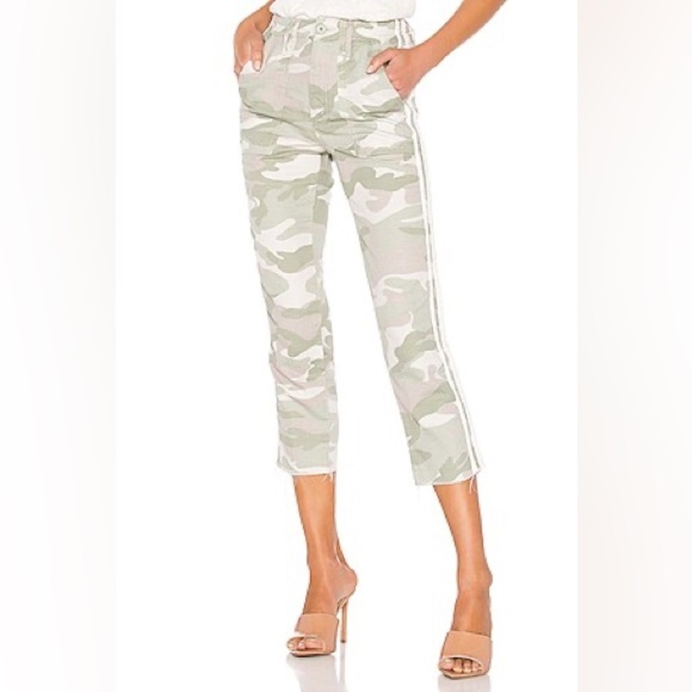MOTHER The Shaker Chop Crop Fray in Desert Print (108)